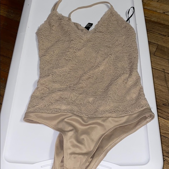 Lace body suit - Picture 1 of 5